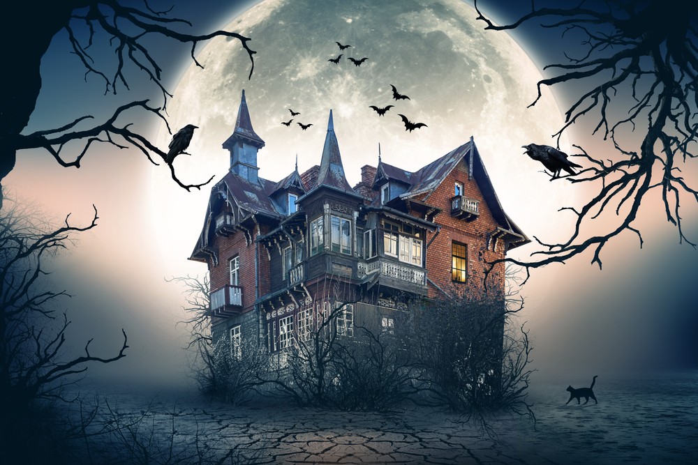 8 Spooky Haunted Homes to Rent Right Now